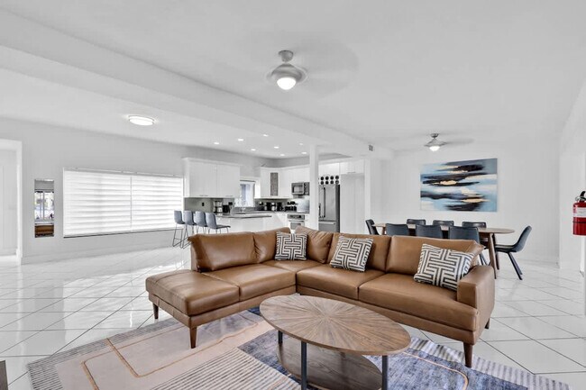 Foto del edificio - 1712 NE 18th Ave