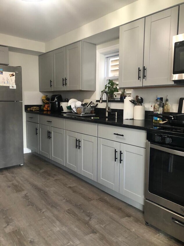 Foto principal - 1512 86th St