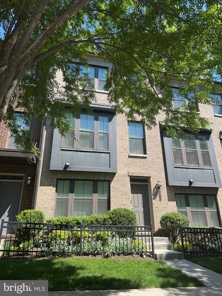 Photo - 4610 Woodberry Street Unit
