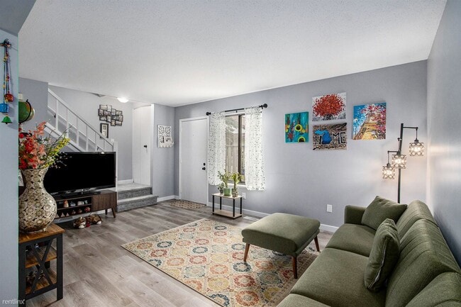 Building Photo - 2 br, 1.5 bath Condo - 4804 Foxfire Trl