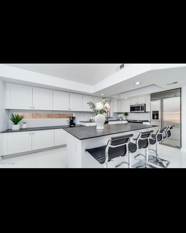 Foto del edificio - 11056 W Lane Ave