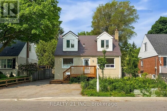 Building Photo - 98 Natal Ave