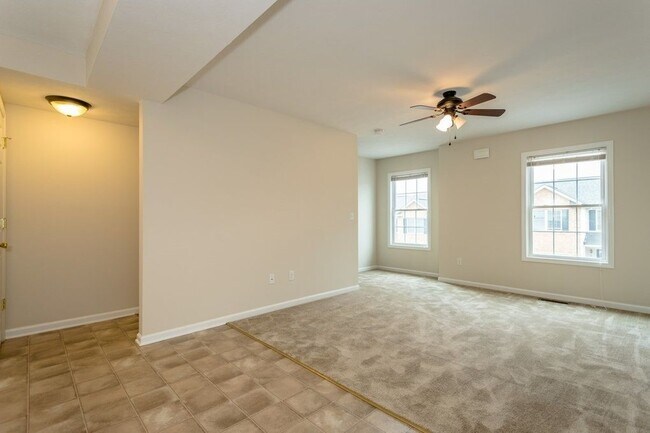 Building Photo - 231 Telluride Dr