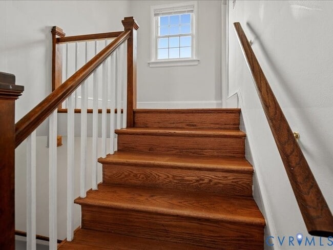 Building Photo - 4416 Bromley Ln