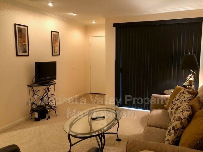 Building Photo - 701 Los Felices Cir W