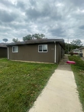 Building Photo - 2450-2452-2452 Hiawatha St