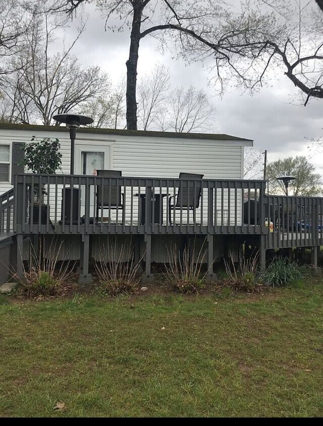 Large Deck - 24310 Seals Rd