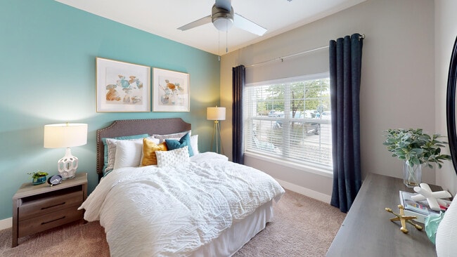 The Conner es un espacioso apartamento de un dormitorio con abundante luz natural. - 32 Union Apartments