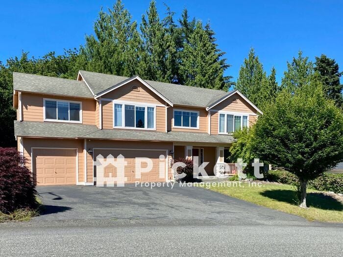 Large Silverdale 5 Bedroom Home House for Rent in Silverdale, WA