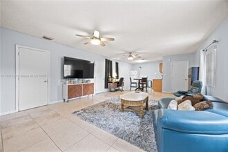 Building Photo - 600 NW 99th St