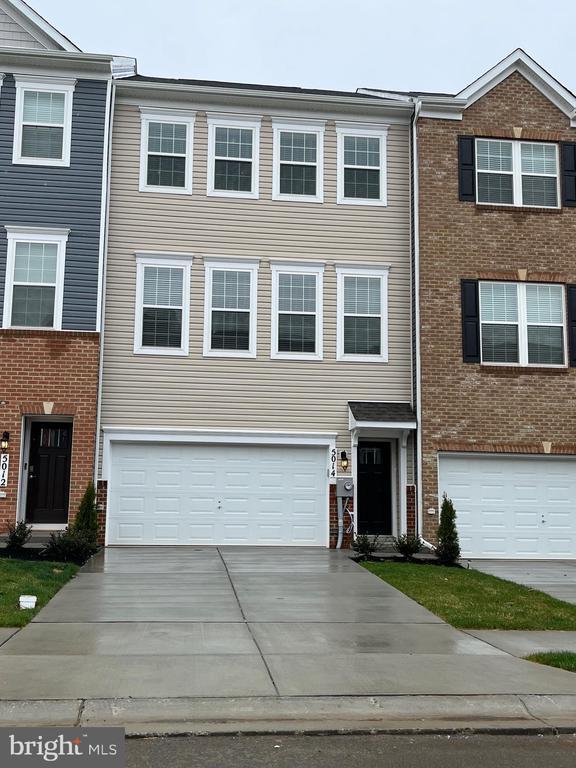Foto principal - 5014 MacDonough Pl