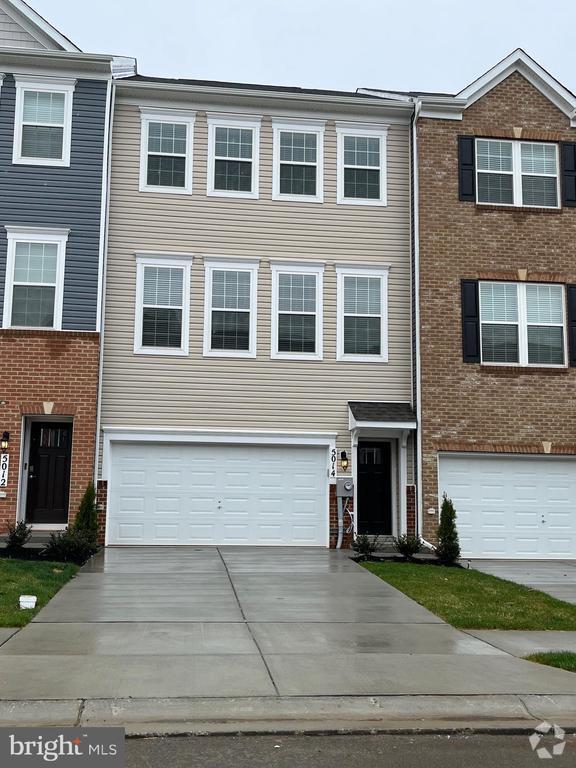 Building Photo - 5014 MacDonough Pl
