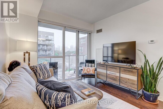 Building Photo - 25 Cole St