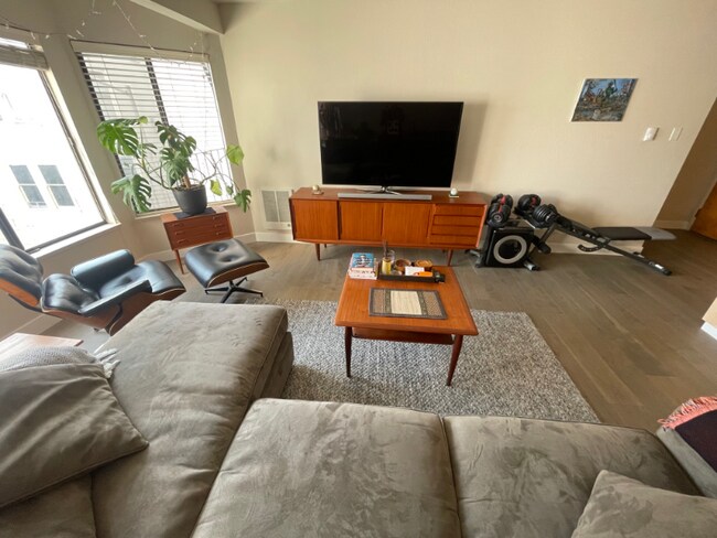 Foto del edificio - 120 Joice St