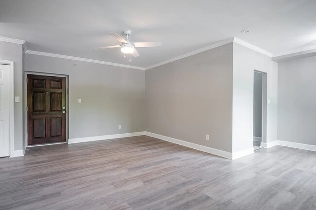 Building Photo - 750 S Dickerson St