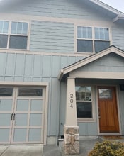 Building Photo - 3126 Alameda St