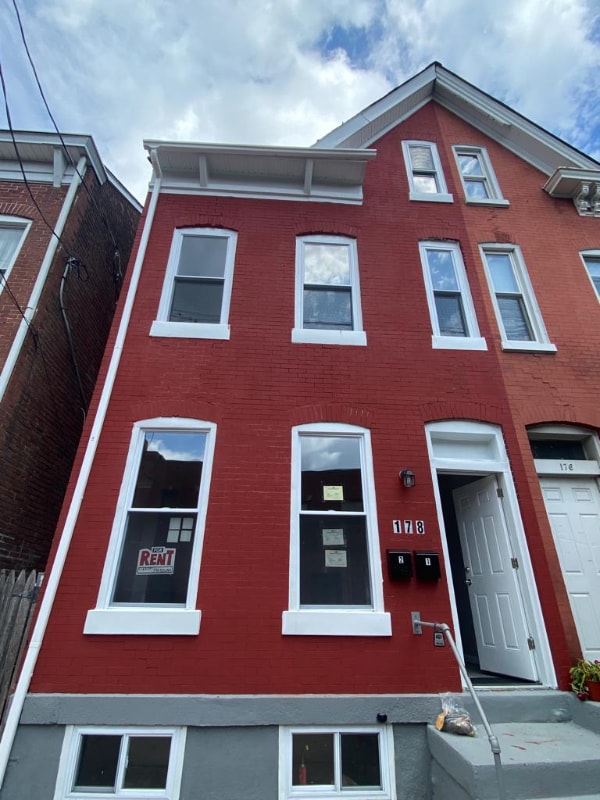 Building Photo - 178 W Hanover St