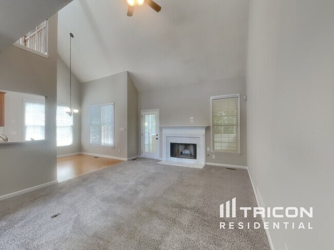 Building Photo - 1046 Dalby Way