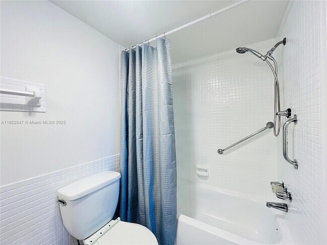 Foto del edificio - 4851 NW 21st St