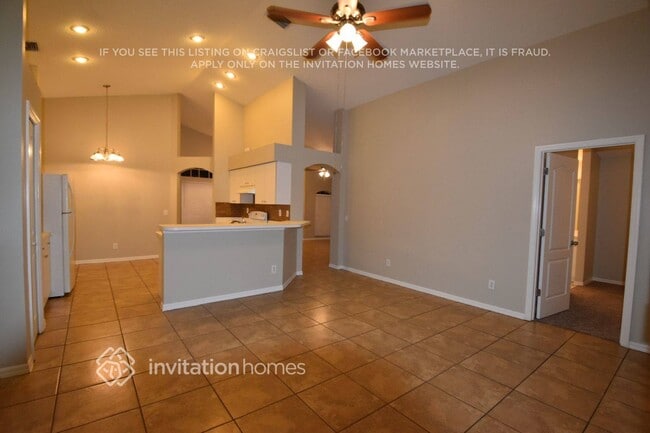 Building Photo - 1011 Snead Ave