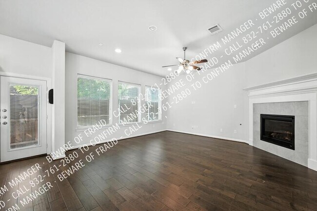 Foto del edificio - 5413 Harbour Rd