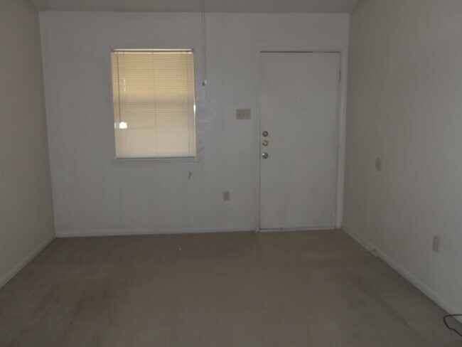 Foto del edificio - 306 S 5th St