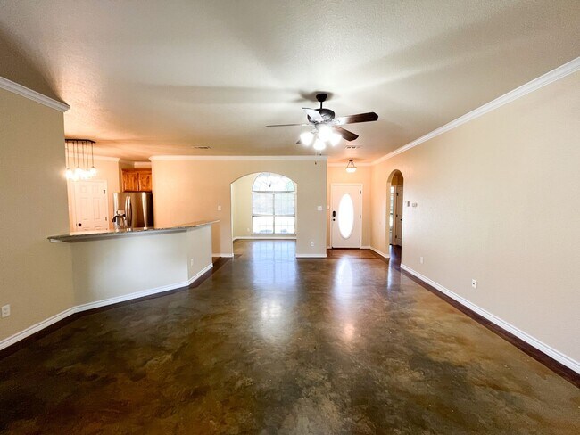 Foto del edificio - Available 7/16/2025 Beautiful 1 story, 4 b...