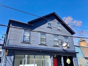 Building Photo - 99 Spring St