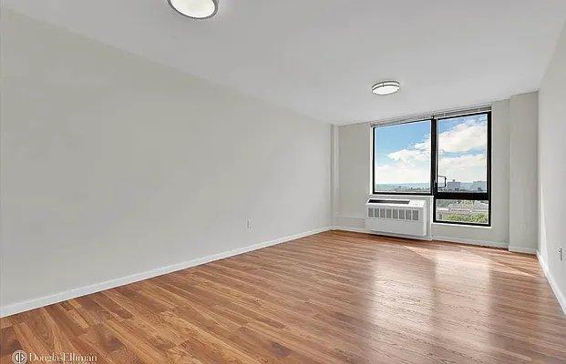Foto del edificio - 1 bedroom in Bronx NY 10468
