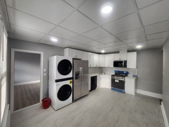 Foto del edificio - 247 W Duncannon Ave