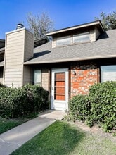 Building Photo - 6818 NW Willow Springs Dr