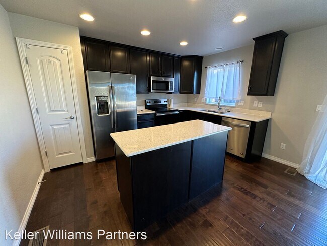 Building Photo - 4 br, 3 bath House - 9683 Silver Stirrup Dr