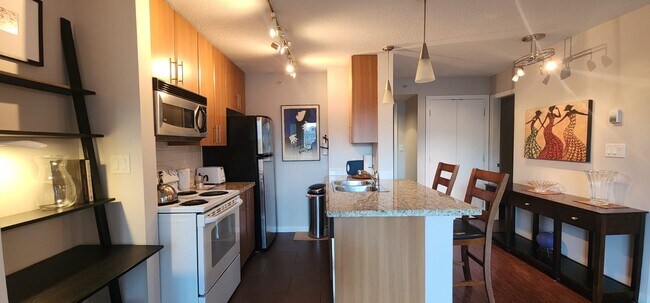 Photo du bâtiment - 689 Abbott St