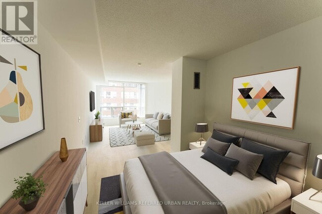 Photo du bâtiment - 942-942 Yonge St