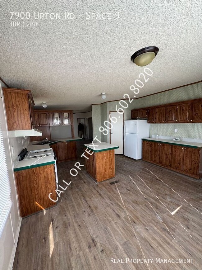Foto del edificio - 7900 Upton Rd