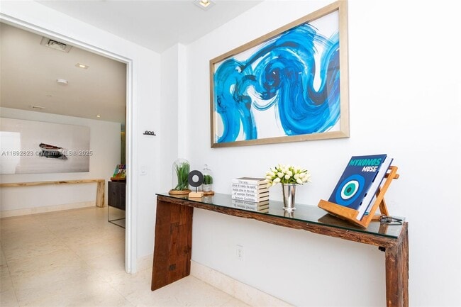Foto del edificio - 360 Ocean Dr