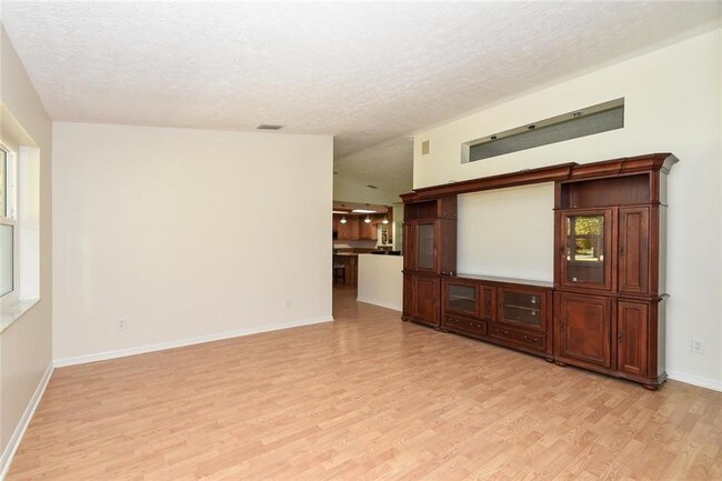 Building Photo - 5588 SE Lamay Dr