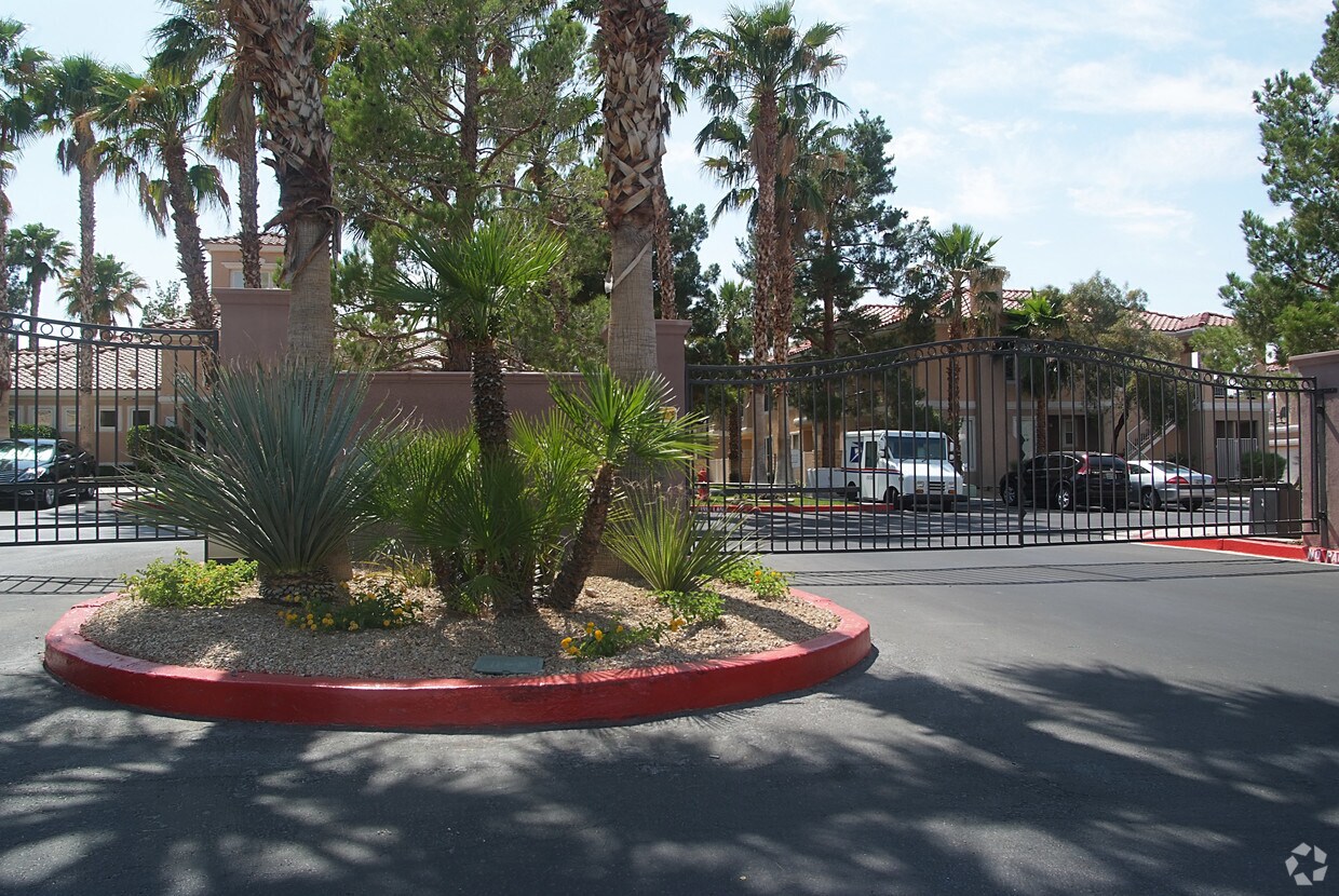 Bella Vista Condominiums Apartments Henderson, NV