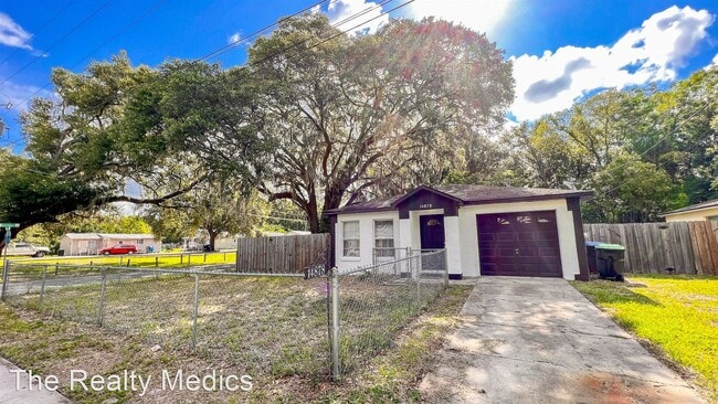 Foto del edificio - 3 br, 2 bath House - 14878 Astrolyn St