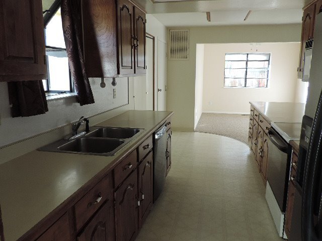 Foto del edificio - 3375 Bowie Rd