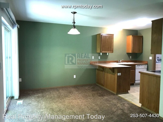 Foto del edificio - 7017-7019 128th St E
