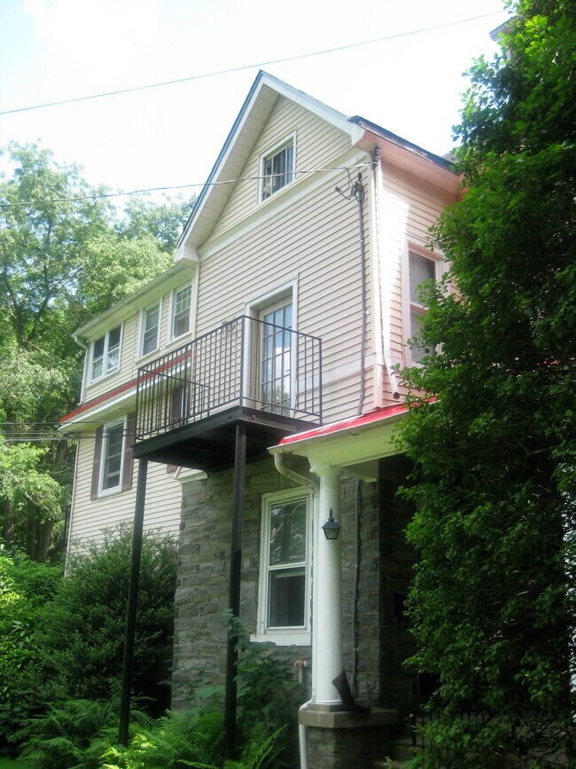 Building Photo - 101 S Princeton Ave