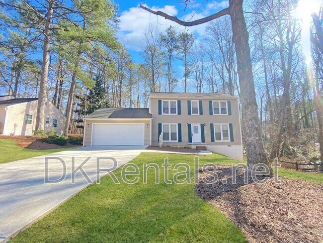 Building Photo - 860 Crab Orchard Dr