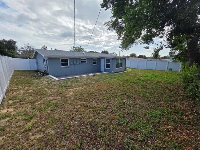 Foto del edificio - 4851 Phoenix Ave