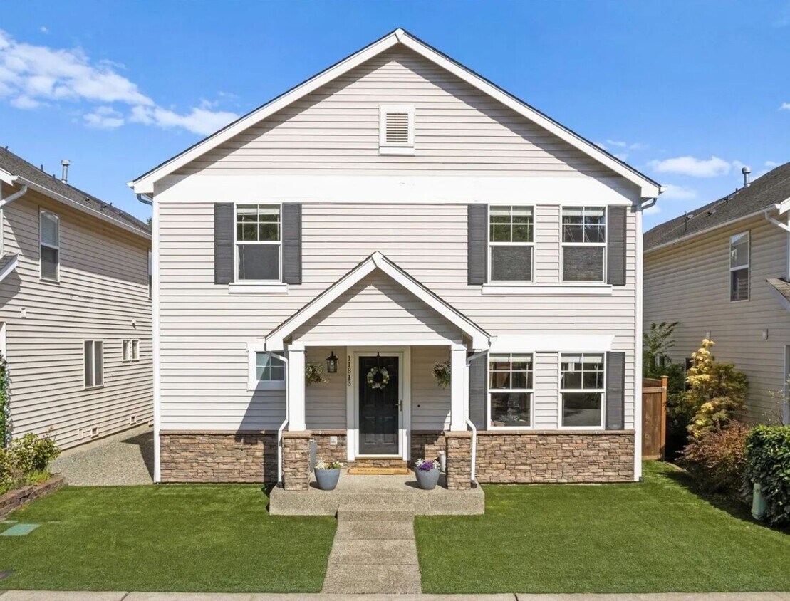 Foto principal - Welcome to this beautiful 3-bedroom, 2.5-b...