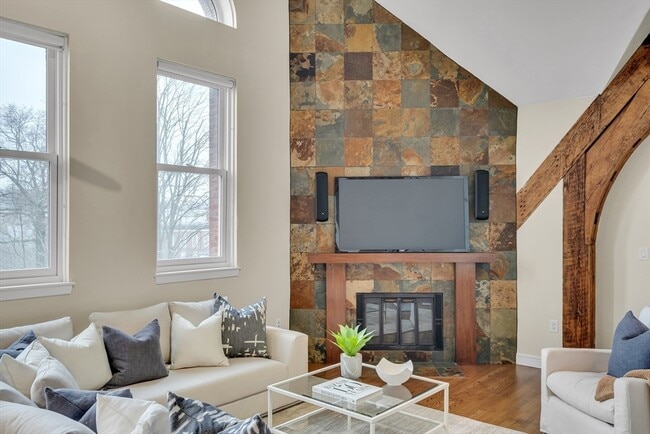 Building Photo - 110 Washington Park