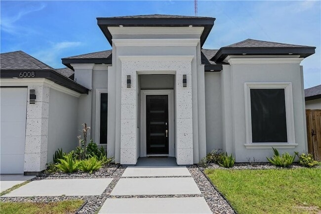 Building Photo - 6008 N Pedaso del Sol St