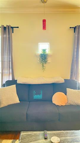 Building Photo - 5347 Lewis St