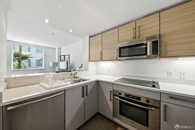 Foto del edificio - 555 4th St