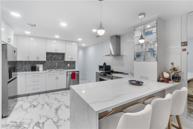 Foto del edificio - 4018 Crayton Rd
